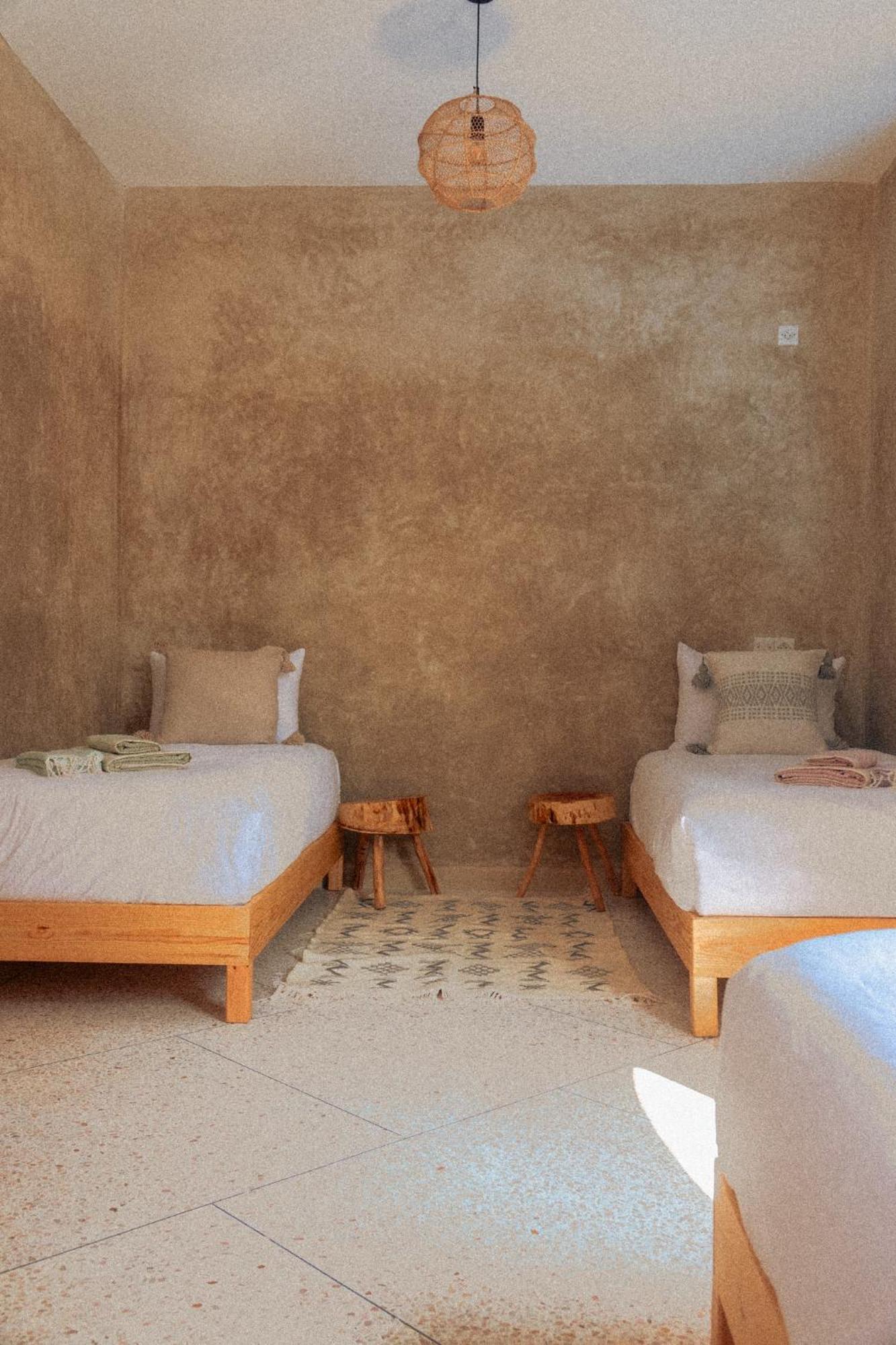 Melo Surf And Yoga Hotel Tamraght Exterior photo